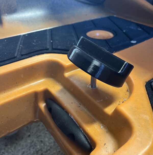 Old Town Flexible Locking Knob - Image 3